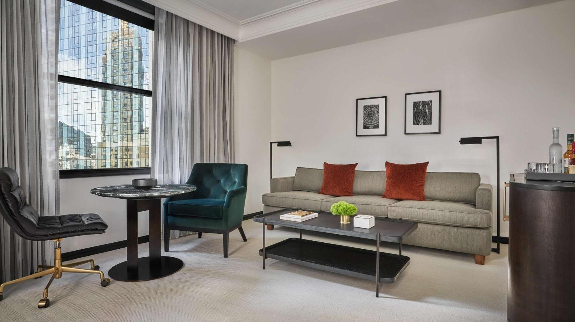 Suite Angolare con 1 Camera da Letto e Vista Fiume